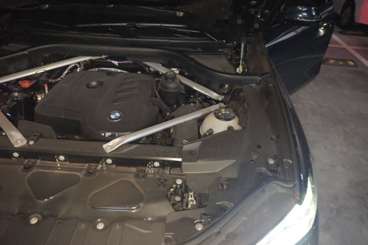 Used BMW X5 2023 xDrive 30Li Luxury M Sport Night Edition Package Engine Bay Left