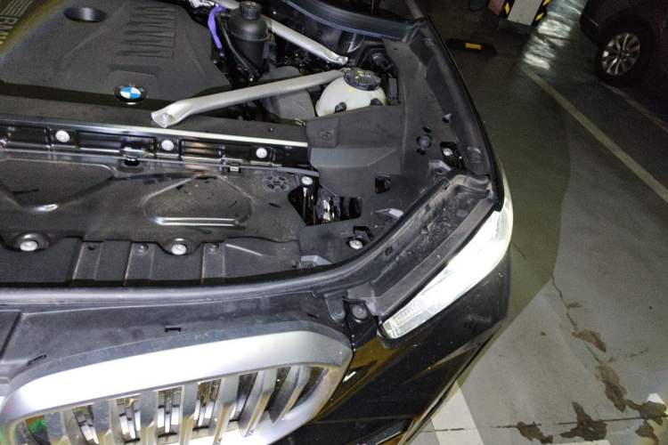 Used BMW X5 2023 xDrive 40Li M Sport Night Edition Package Engine Bay Left
