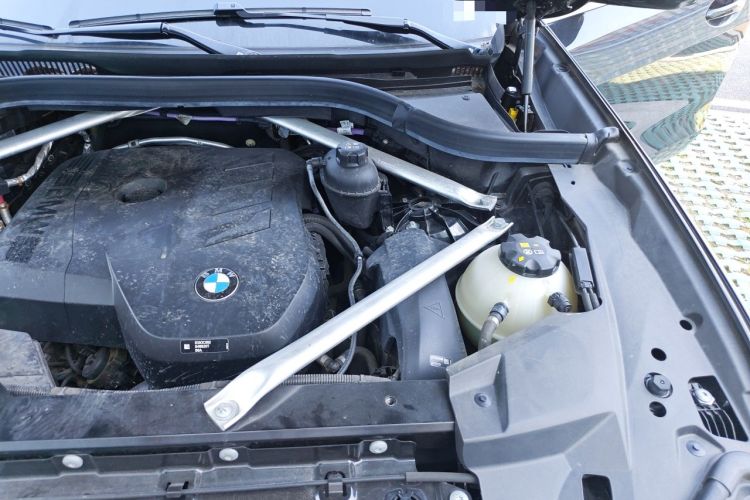 Used BMW X5 2023 xDrive 30Li Luxury M Sport Package Engine Bay Left
