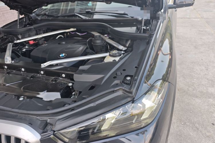 Used BMW X5 2023 xDrive 30Li Luxury M Sport Night Edition Package Engine Bay Left