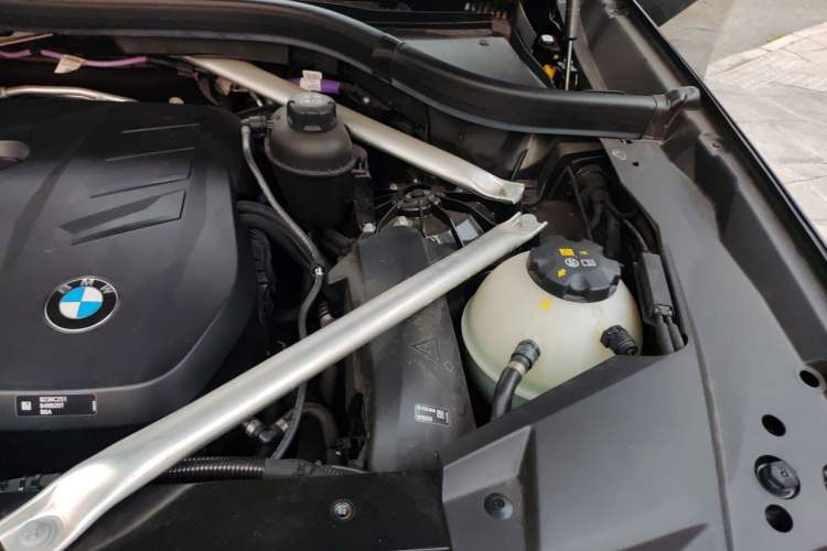 Used BMW X5 2023 xDrive 30Li Luxury M Sport Night Edition Package Engine Bay Left