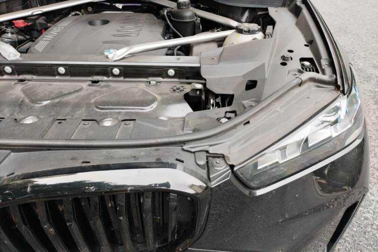 Used BMW X5 2023 xDrive 40Li M Sport Night Edition Package Engine Bay Left