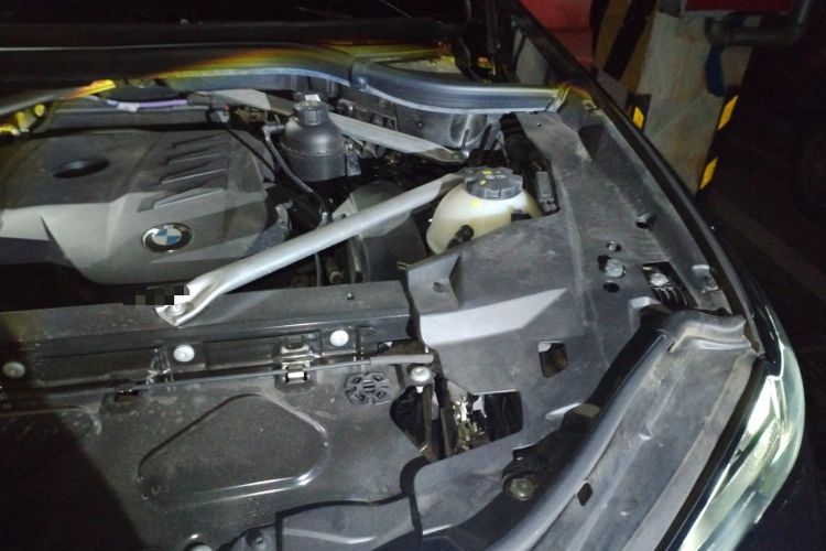 Used BMW X5 2023 xDrive 30Li Luxury M Sport Night Edition Package Engine Bay Left