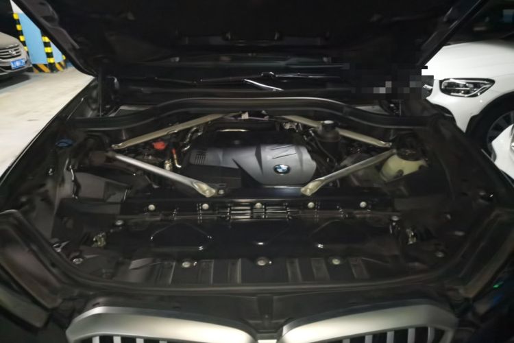 Used BMW X5 2023 xDrive 30Li Luxury M Sport Package Engine Bay