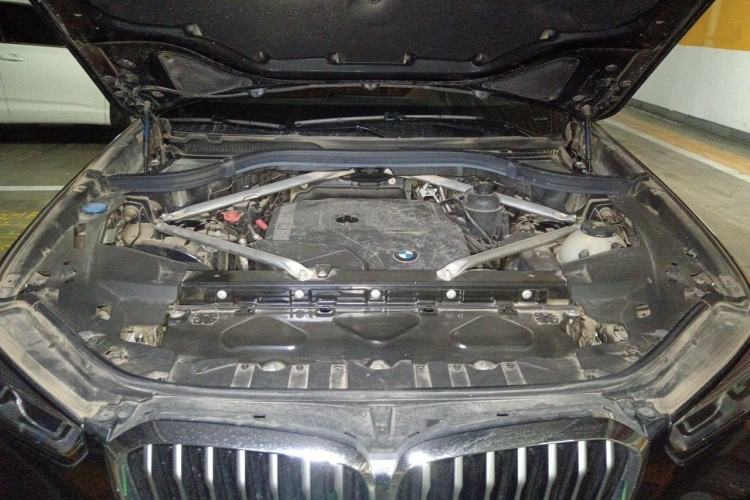Used BMW X5 2023 xDrive 30Li M Sport Package Engine Bay