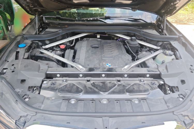 Used BMW X5 2023 xDrive 40Li Luxury Edition M Sport Night Vision Package Engine Bay