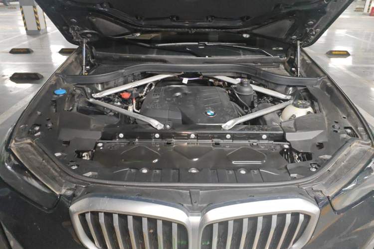 Used BMW X5 2023 xDrive 30Li Luxury M Sport Night Edition Package Engine Bay