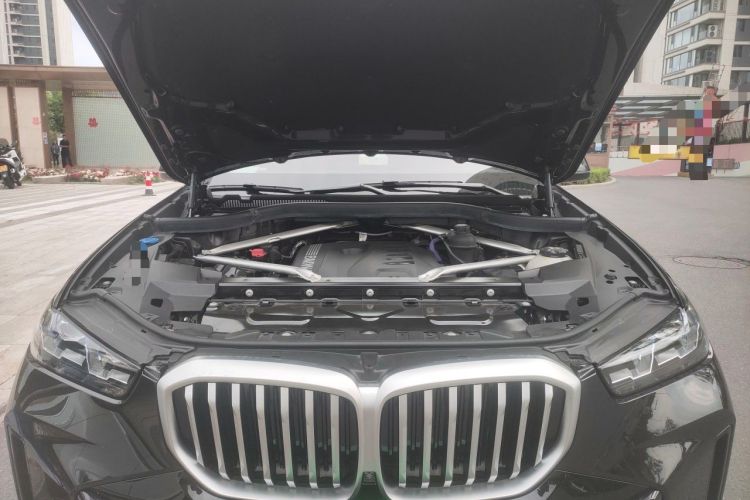 Used BMW X5 2023 xDrive 40Li M Sport Night Edition Package Engine Bay