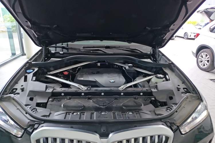 Used BMW X5 2023 xDrive 30Li Luxury M Sport Night Edition Package Engine Bay