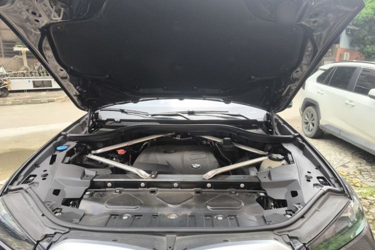 Used BMW X5 2023 xDrive 30Li M Sport Package Engine Bay