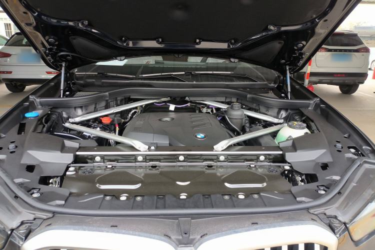 Used BMW X5 2023 xDrive 30Li Luxury M Sport Night Edition Package Engine Bay