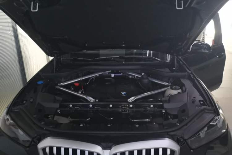 Used BMW X5 2023 xDrive 30Li Luxury M Sport Night Edition Package Engine Bay