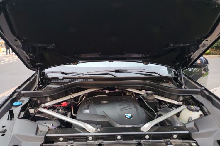 Used BMW X5 2023 xDrive 30Li Luxury M Sport Night Edition Package Engine Bay