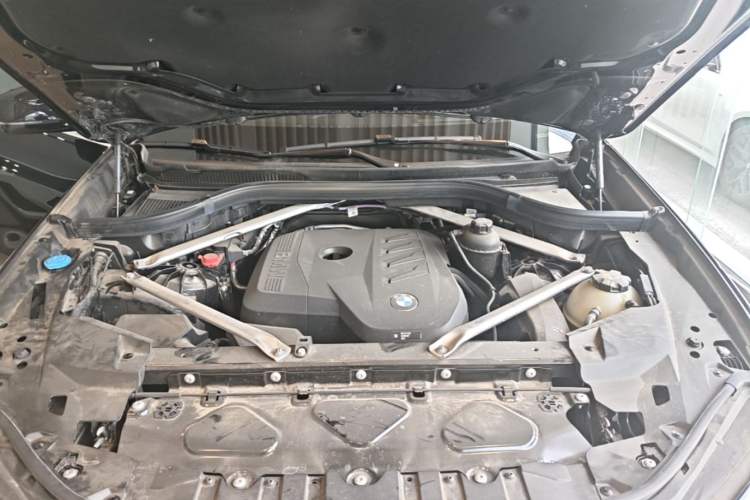 Used BMW X5 2023 xDrive 30Li Luxury M Sport Package Engine Bay