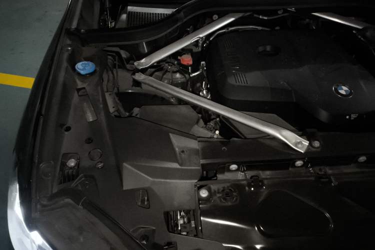Used BMW X5 2023 xDrive 30Li Luxury M Sport Night Edition Package Engine Bay Right