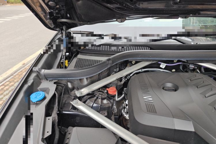 Used BMW X5 2023 xDrive 30Li Luxury M Sport Night Edition Package Engine Bay Right