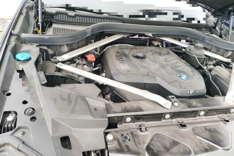 Used BMW X5 2023 xDrive 30Li Luxury M Sport Night Edition Package Engine Bay Right
