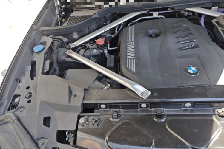Used BMW X5 2023 xDrive 40Li M Sport Night Edition Package Engine Bay Right