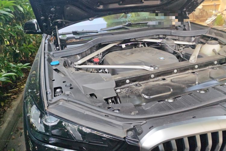 Used BMW X5 2023 xDrive 30Li Luxury M Sport Night Edition Package Engine Bay Right