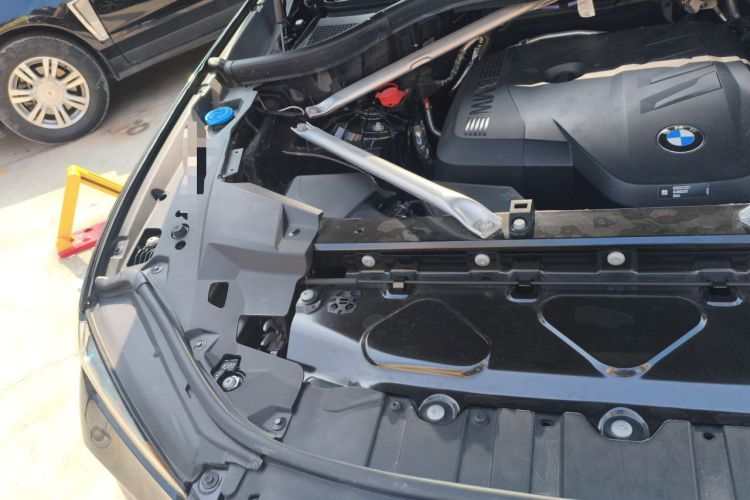 Used BMW X5 2023 xDrive 30Li Luxury M Sport Night Edition Package Engine Bay Right