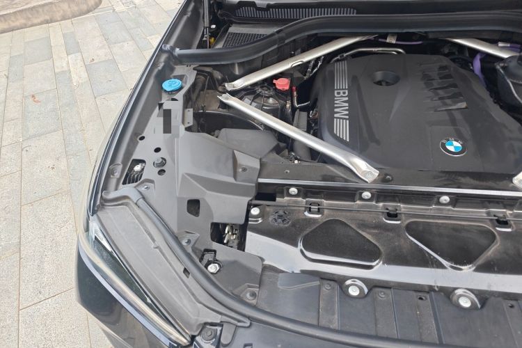 Used BMW X5 2023 xDrive 40Li M Sport Night Edition Package Engine Bay Right