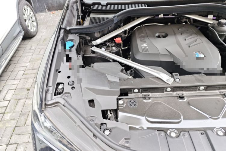Used BMW X5 2023 xDrive 30Li Luxury M Sport Night Edition Package Engine Bay Right