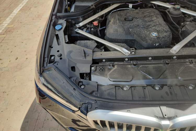 Used BMW X5 2023 xDrive 30Li Luxury M Sport Night Edition Package Engine Bay Right
