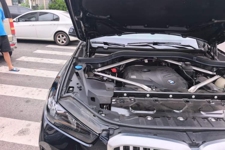 Used BMW X5 2023 xDrive 30Li Luxury M Sport Night Edition Package Engine Bay Right