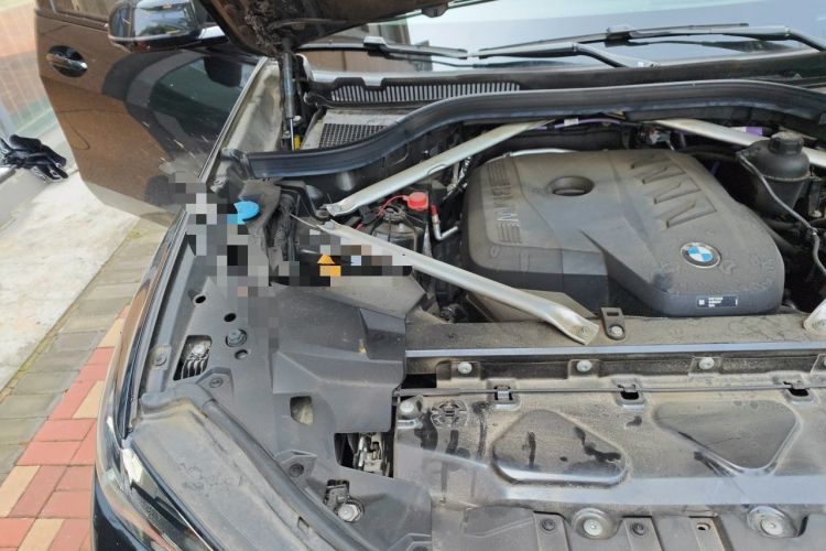Used BMW X5 2023 xDrive 30Li Luxury M Sport Night Edition Package Engine Bay Right