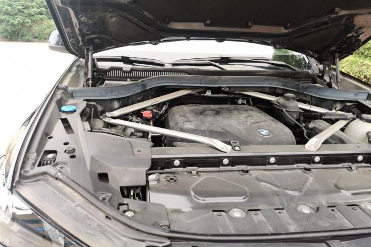 Used BMW X5 2023 xDrive 30Li Luxury M Sport Night Edition Package Engine Bay Right