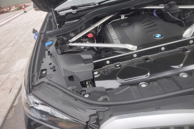 Used BMW X5 2023 xDrive 40Li M Sport Night Edition Package Engine Bay Right