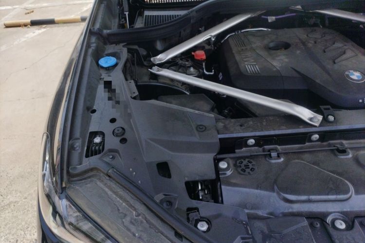 Used BMW X5 2023 xDrive 30Li Luxury M Sport Night Edition Package Engine Bay Right