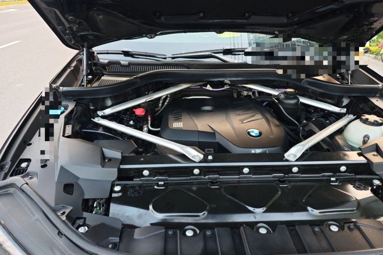 Used BMW X5 2023 xDrive 30Li Luxury M Sport Night Edition Package Engine Bay Right