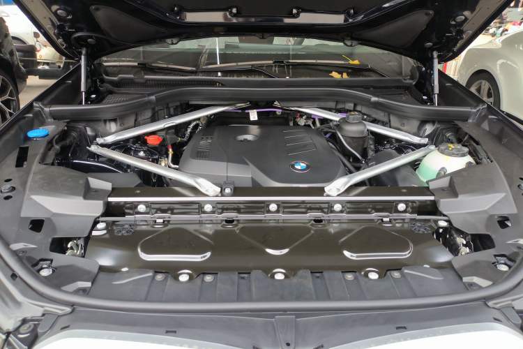Used BMW X5 2023 xDrive 30Li Luxury M Sport Night Edition Package Engine Bay
