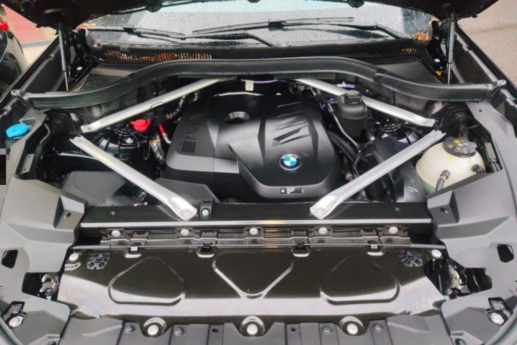 Used BMW X5 2023 xDrive 30Li Luxury M Sport Package Engine Bay