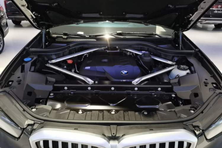 Used BMW X5 2023 xDrive 30Li Luxury M Sport Night Edition Package Engine Bay
