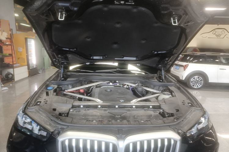 Used BMW X5 2023 xDrive 40Li M Sport Night Edition Package Engine Bay