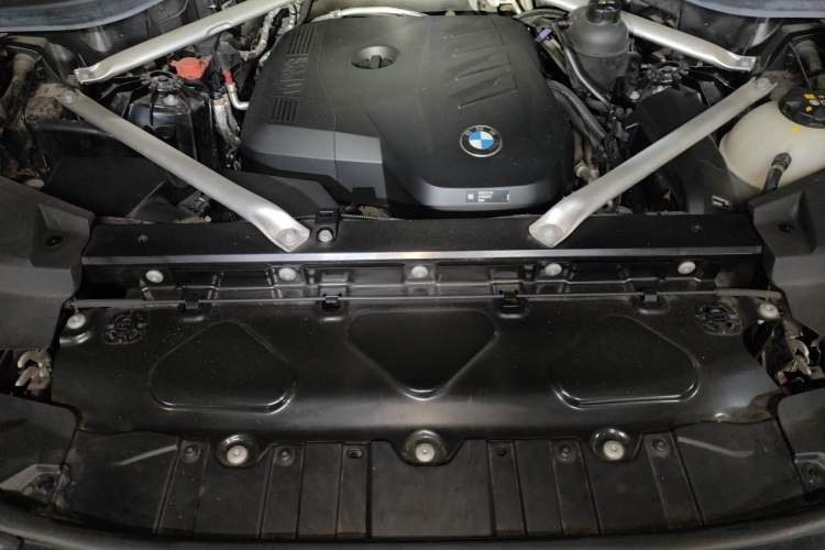 Used BMW X5 2023 xDrive 30Li Luxury M Sport Night Edition Package Engine Bay