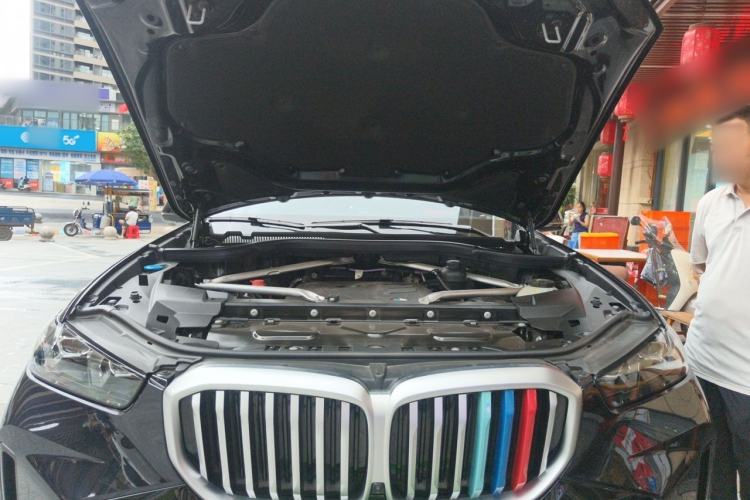 Used BMW X5 2023 xDrive 30Li Luxury M Sport Night Edition Package Engine Bay