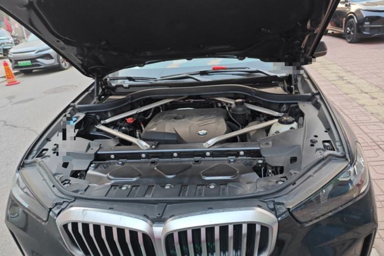 Used BMW X5 2023 xDrive 30Li Luxury M Sport Night Edition Package Engine Bay