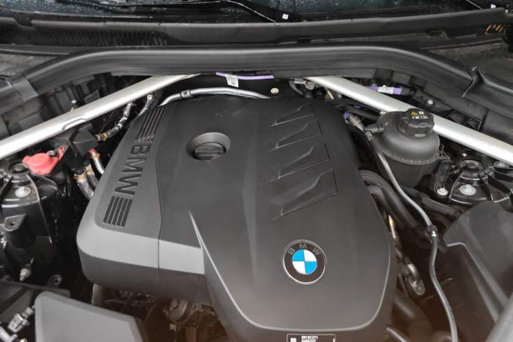 Used BMW X5 2023 xDrive 30Li Luxury M Sport Night Edition Package Engine Bay