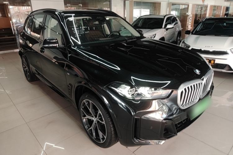 Used BMW X5 2023 xDrive 30Li Luxury M Sport Night Edition Package Exterior 1