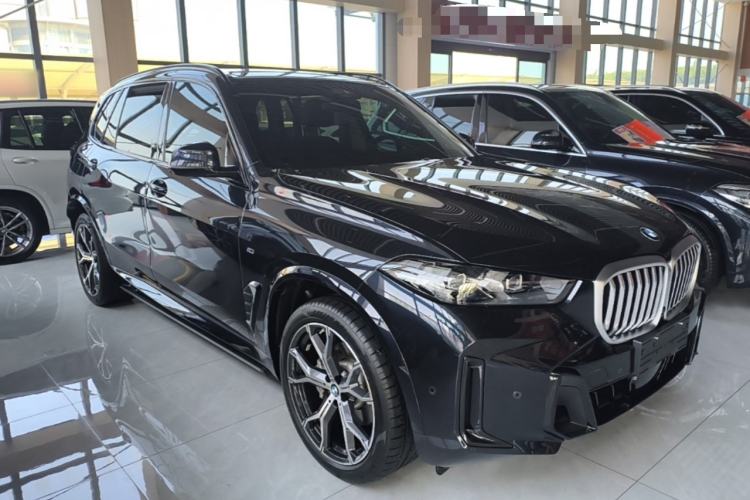 Used BMW X5 2023 xDrive 30Li Luxury M Sport Night Edition Package Exterior 1