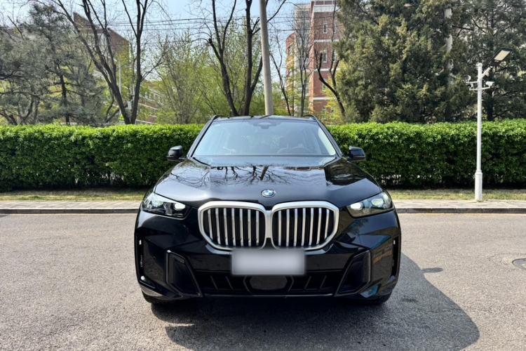 Used BMW X5 2023 xDrive 30Li Luxury M Sport Night Edition Package Exterior 1