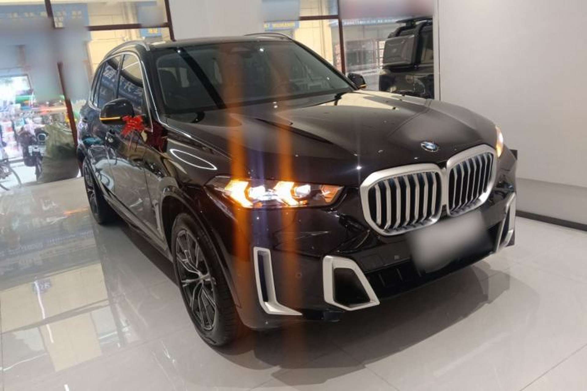 Used BMW X5 2023 xDrive 30Li M Sport Package Exterior 1