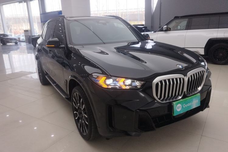 Used BMW X5 2023 xDrive 40Li M Sport Night Edition Package Exterior 1