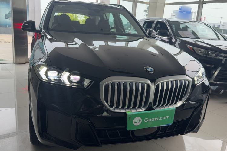Used BMW X5 2023 xDrive 30Li Luxury M Sport Night Edition Package Exterior 2