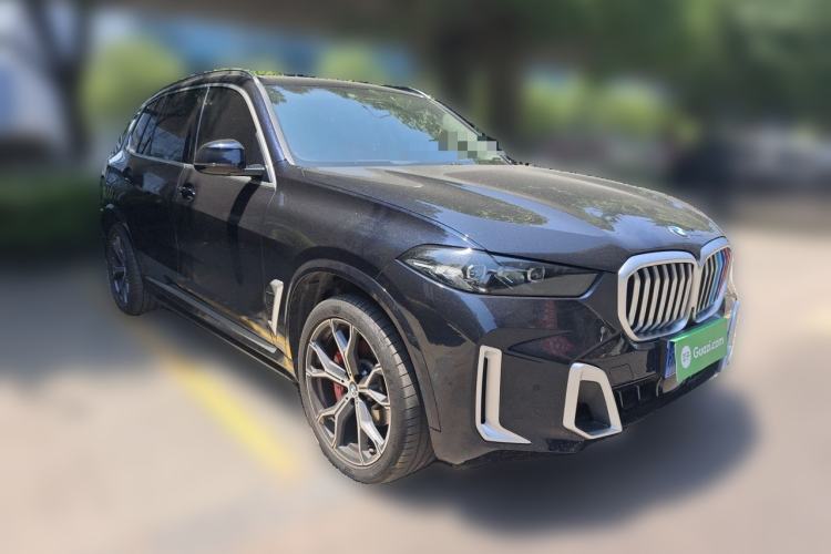Used BMW X5 2023 xDrive 30Li Luxury M Sport Package Exterior 2