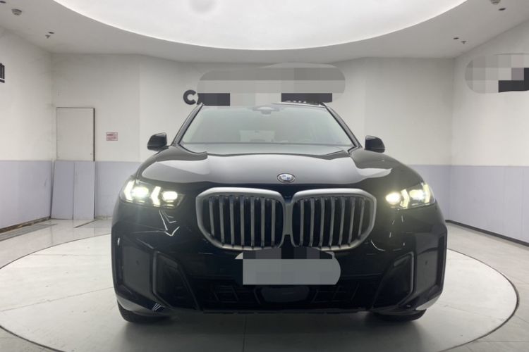 Used BMW X5 2023 xDrive 30Li Luxury M Sport Night Edition Package Exterior 3