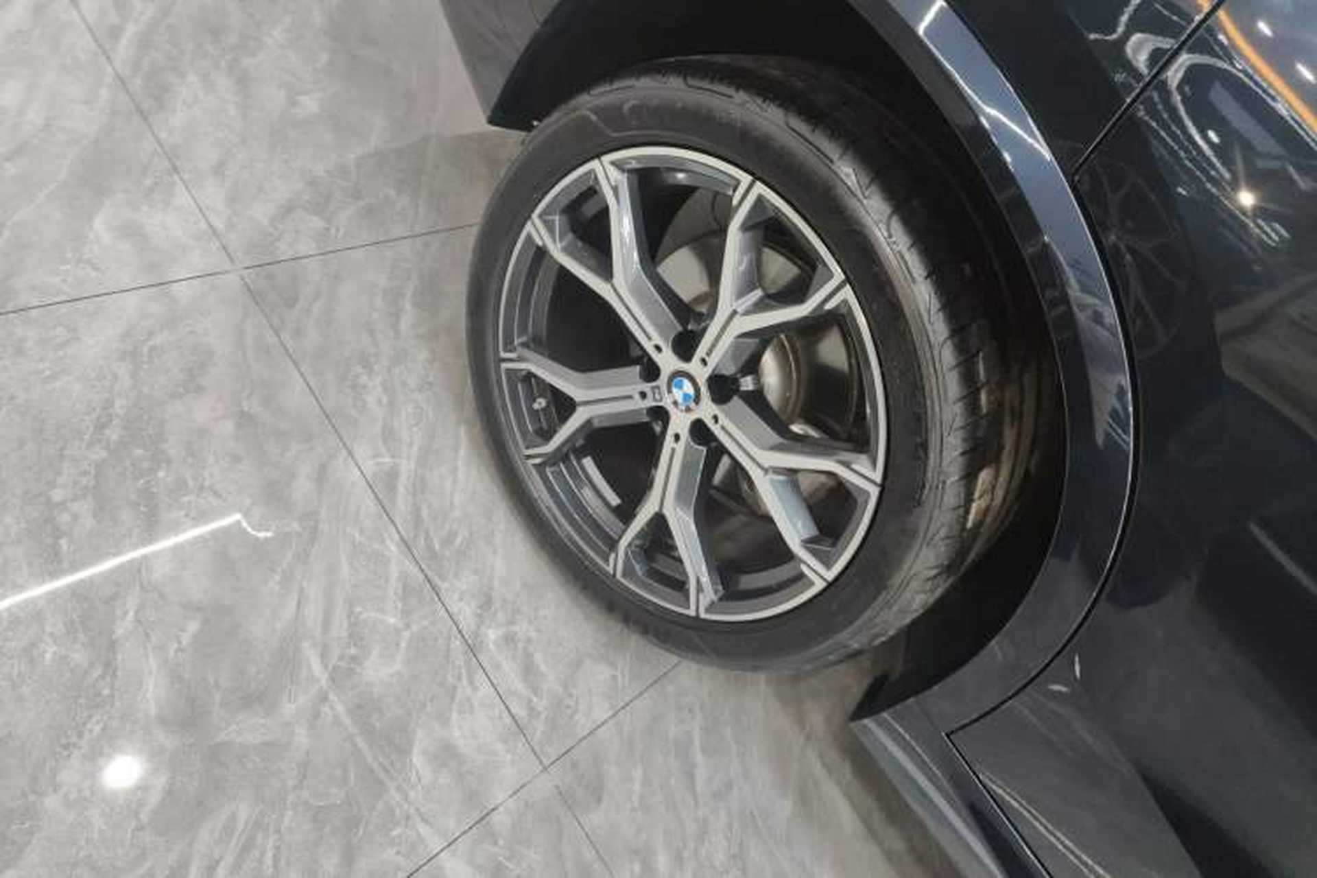 Used BMW X5 2023 xDrive 30Li Luxury M Sport Night Edition Package Exterior 3